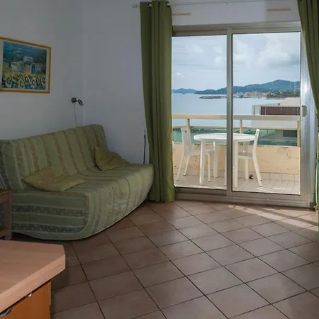 Le Lavandou, T2 Pour 4, Vue Mer, Terrasse, Parking - Fr-1-803-82 דירה